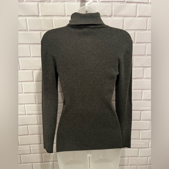 PREMISE women gray turtle neck sweater /size L - Picture 6 of 8